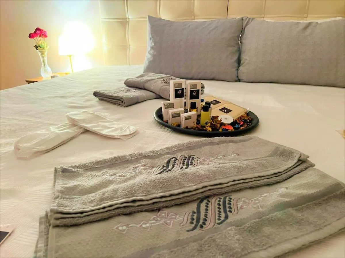 Arf Residence & Hotel & Suits Buca 0*,